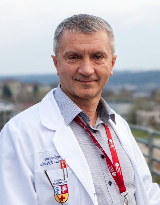 Gydytojas Kosmetologė Matas Daujotas